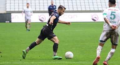 Giresunspor, Erbaaspor karşısında farklı mağlup oldu