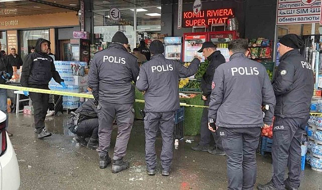 Rize'de market çalışanı